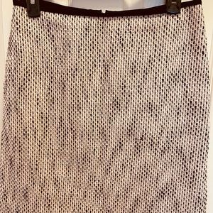 Vince Camuto size 2 skirt gently used